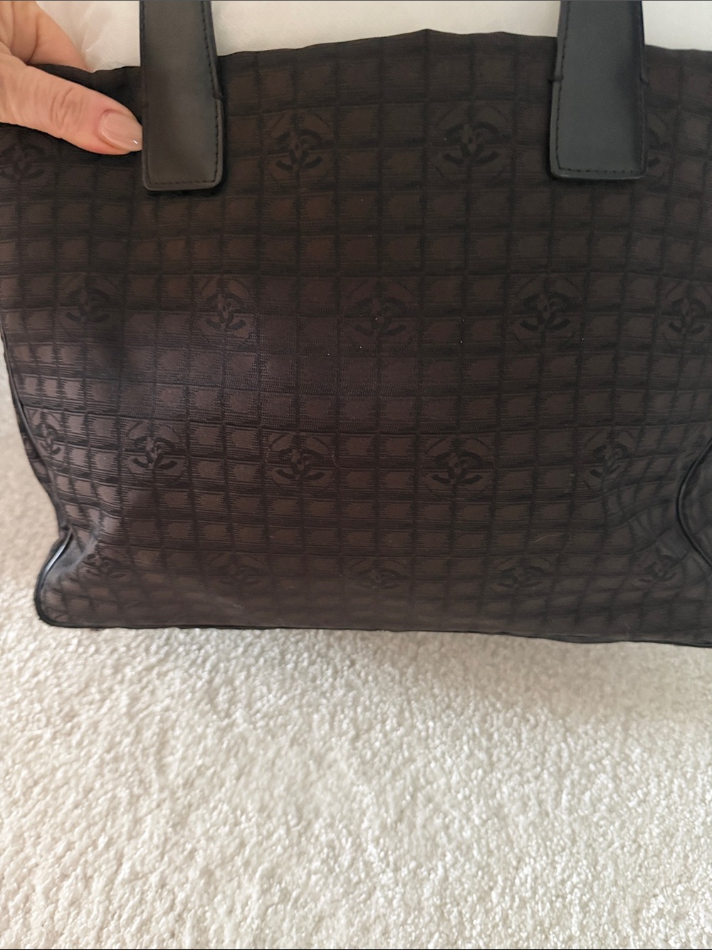 CHANEL Brown and Black travel Tote Bag with detachable mini pouch authentic - Picture 5 of 9